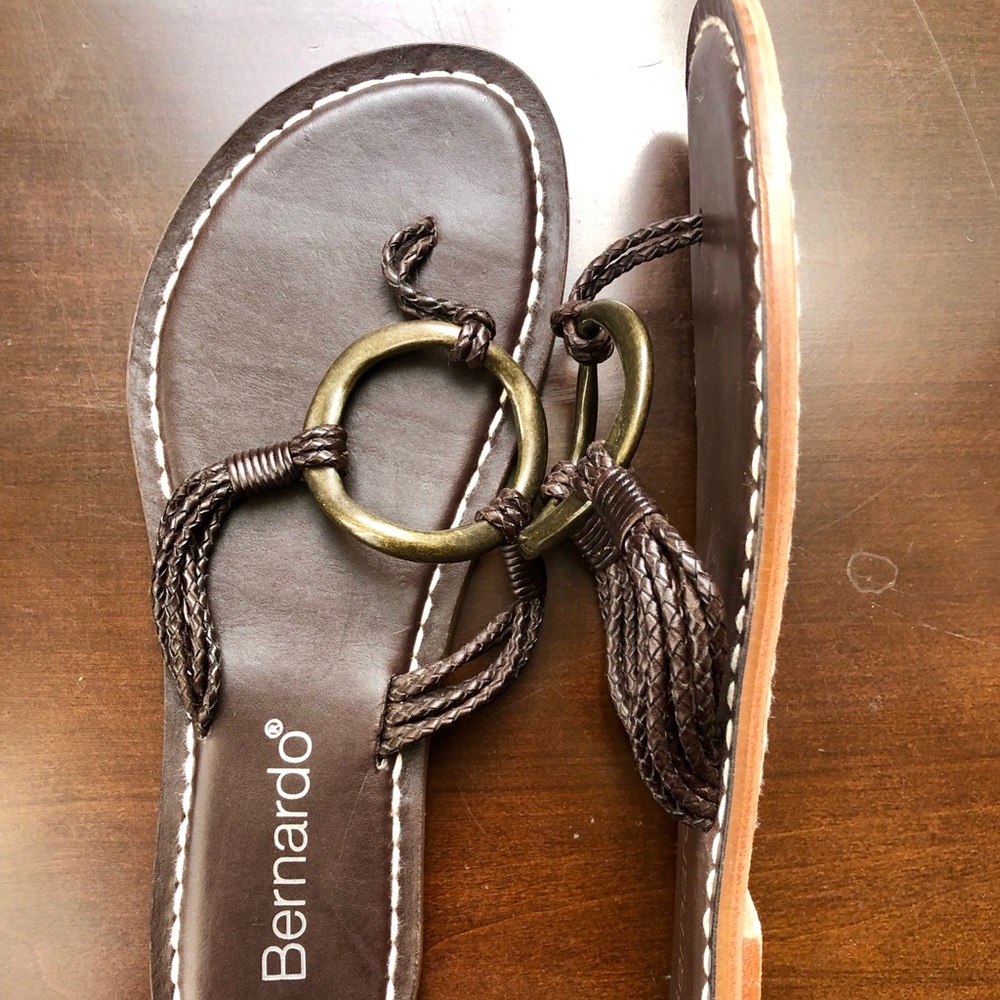 SOLD🌟 Bernardo Chocolate Medieval Sandals Size 10